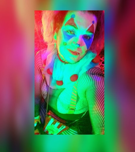 _Tate R Thot The Clown Puppy_ Nacktbilder von OnlyFans geleakt