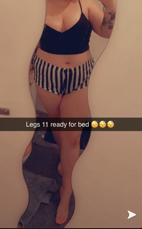 curvygurl21 OnlyFans schlank