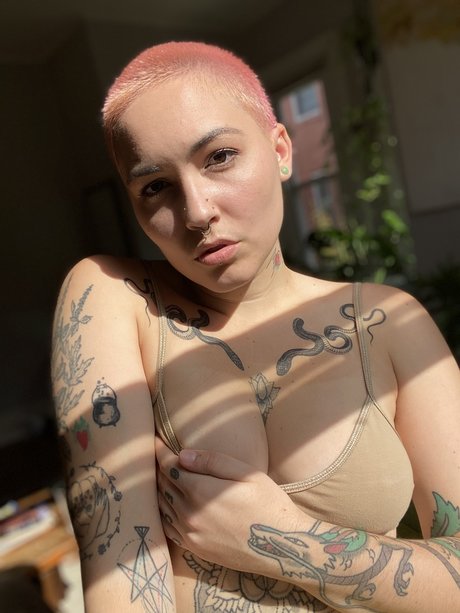 Veronica Vale OnlyFans nackt