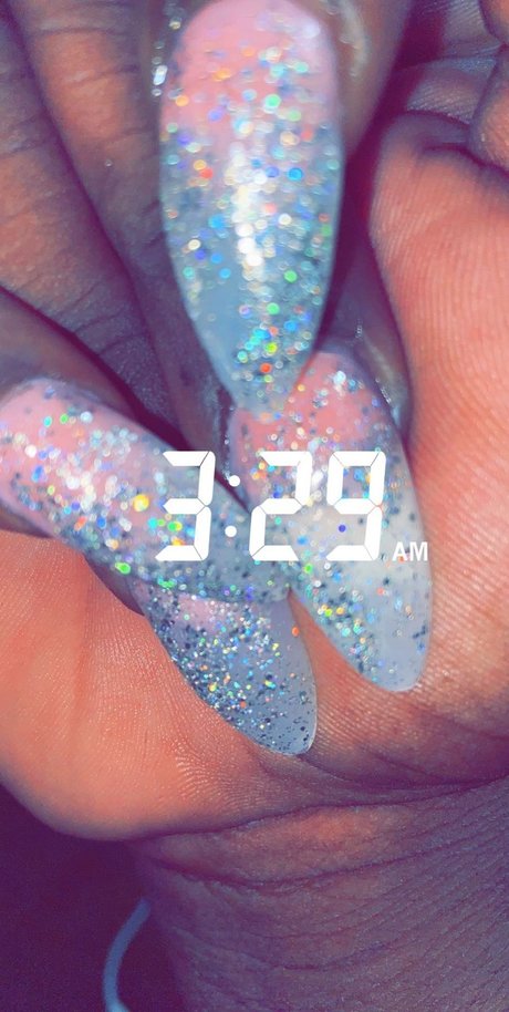 Fruitrollup66_ OnlyFans Nacktbilder