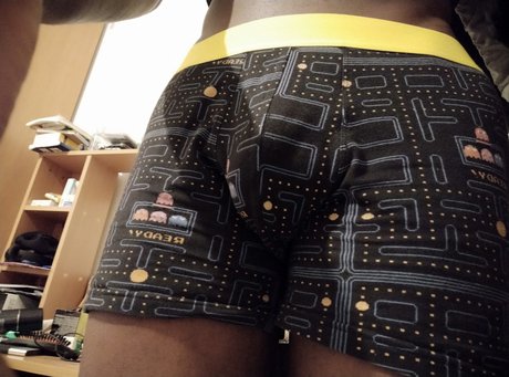 French black NurlyFans-Pornos