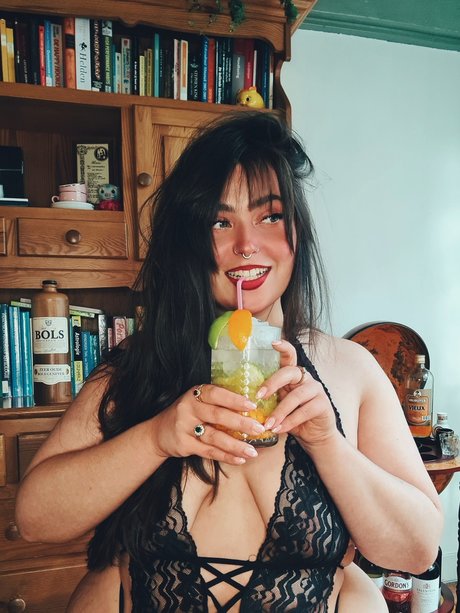 Christina Castalia_ Nacktbilder von OnlyFans