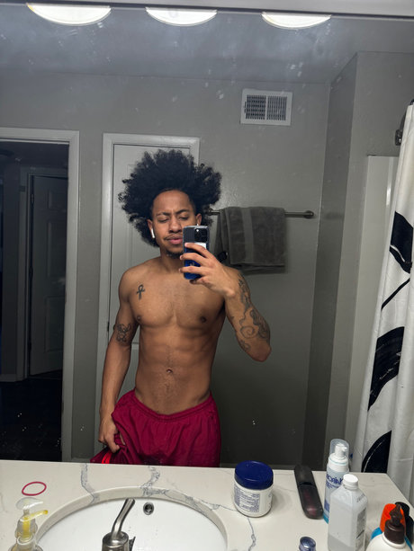 Sniper OnlyFans geleakter Pornografie