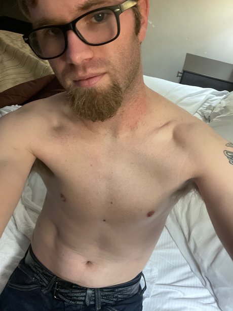 The Lion Oben ohne OnlyFans