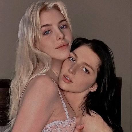 Olivia amp amp Rowan Leaks von OnlyFans