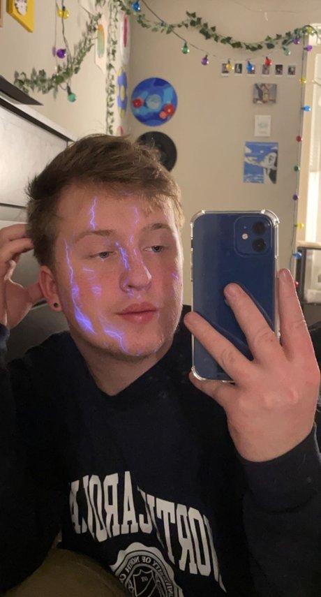 CHRISSY Leaks von Nacktbildern auf OnlyFans