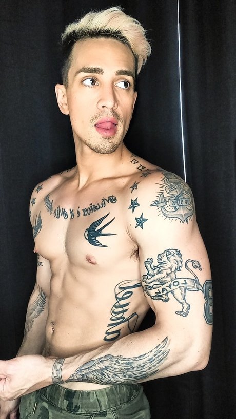 nawel Nacktbilder von OnlyFans geleakt