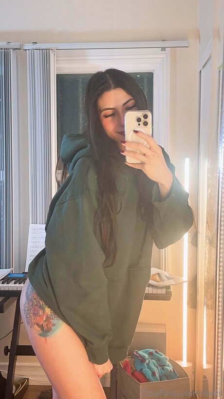 nautii_ Model OnlyFans Foto