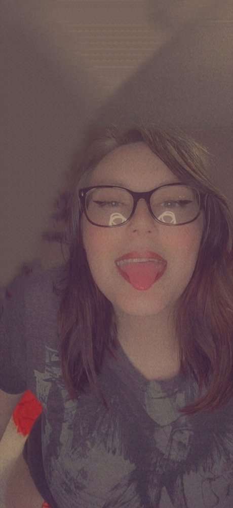 NaughtyNikkiLuv OnlyFans Leak