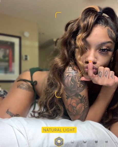 Seducing Cuba Bilder OnlyFans