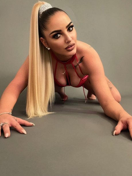 Candy Damn Nacktbilder auf OnlyFans