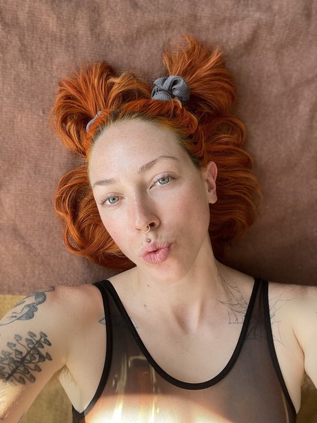 Ur Sweet Tall Tattooed Kinky Girlfriend OnlyFans-Bilder