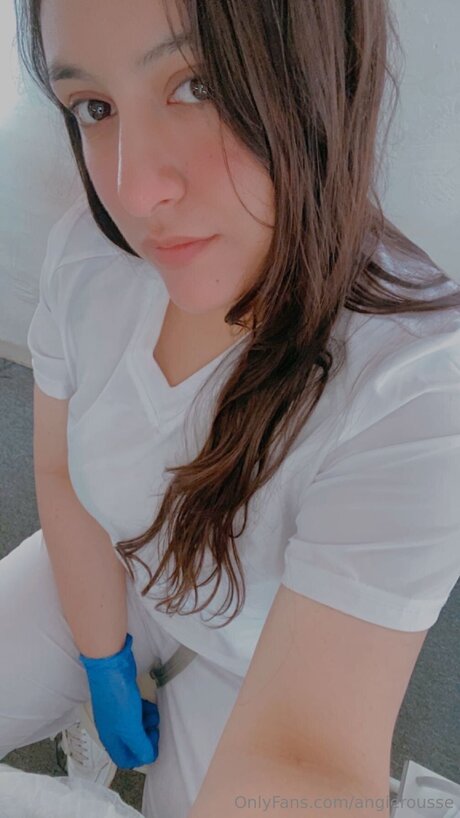 Angie Rousse OnlyFans Inhaltstyp