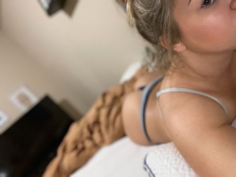 Adi Nacktbilder auf OnlyFans