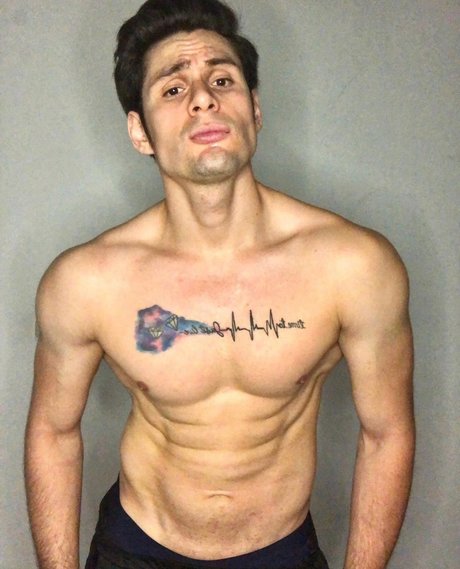 Nestor Frias OnlyFans kostenlos geleakt