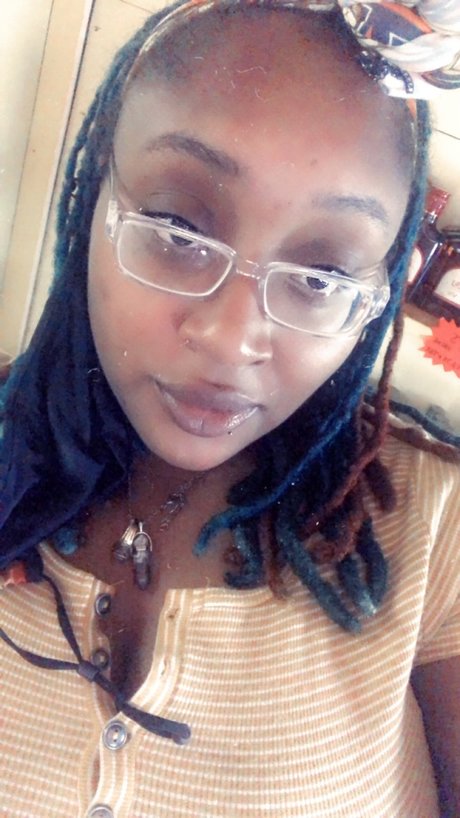 Lynell Johnson Oben ohne OnlyFans