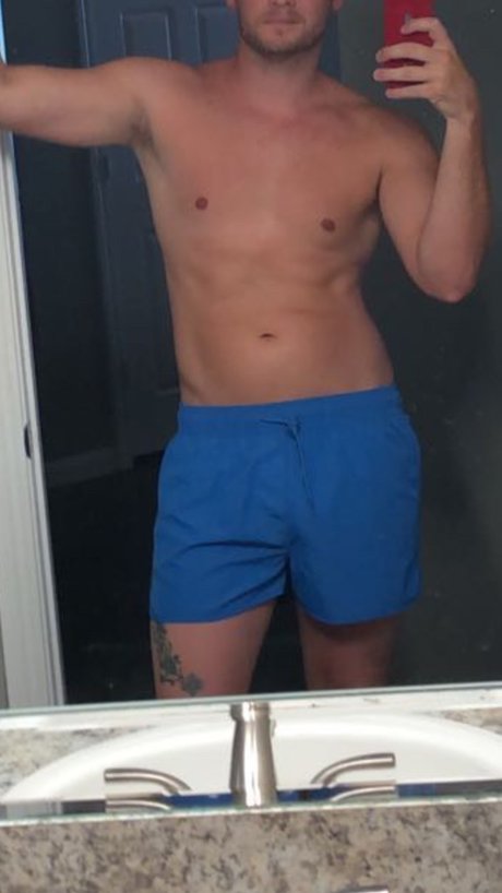 TheNeighborhoodToy OnlyFans Nackt