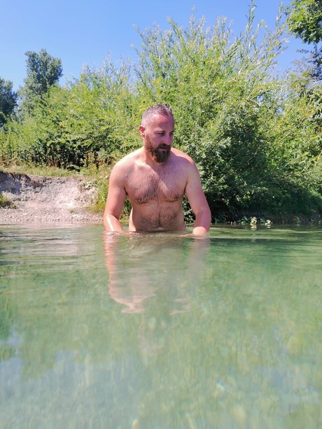 Crazyicebear OnlyFans schlank