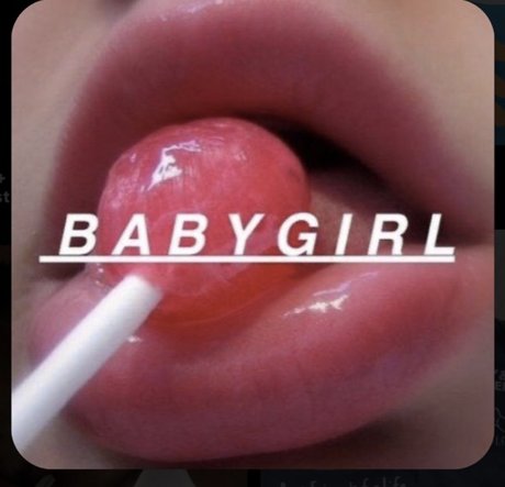 MollieMarie OnlyFans öffentliche Fotos OnlyFans