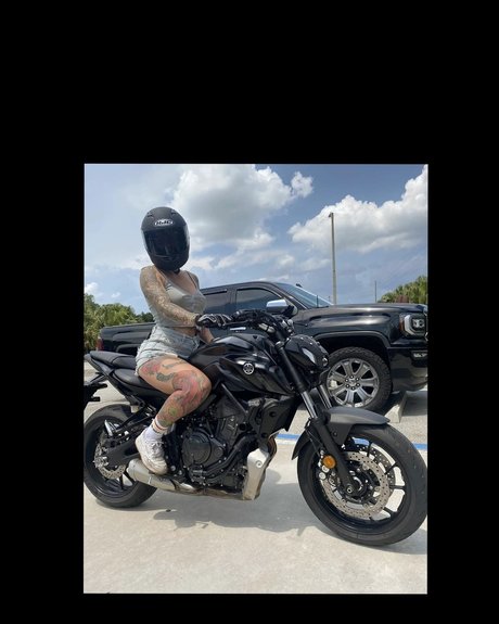 Clara Hope OnlyFans-Fotos