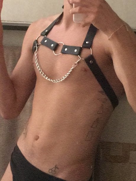 Henry Renoir OnlyFans-Inhalte