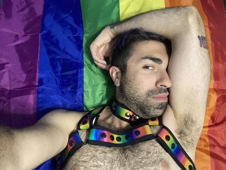 Nicolas George Brüste OnlyFans