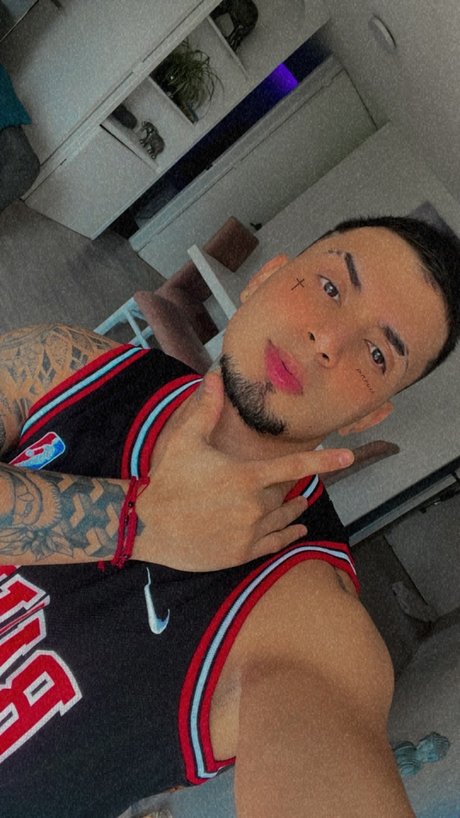 Nicolas Millan OnlyFans Bilder