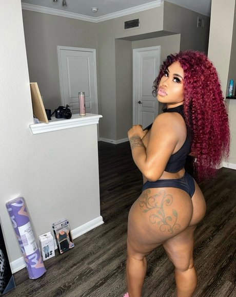 Nature Fuller Nacktbilder-Leaks von OnlyFans