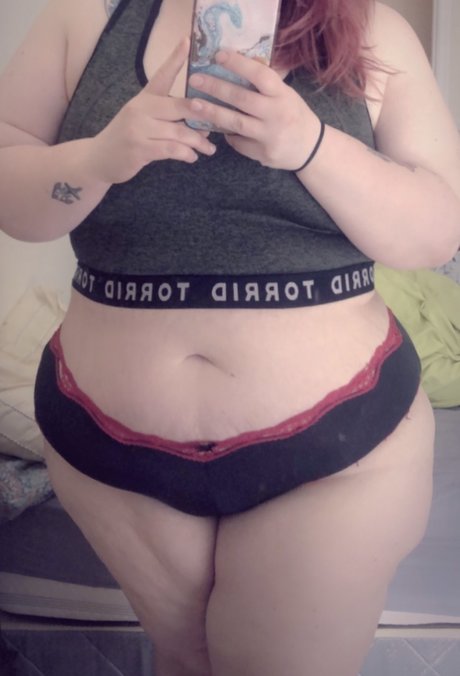 NickiLuv OnlyFans-Leaks