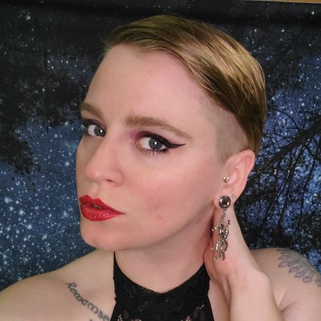 Nickii Free OnlyFans Nacktbilder