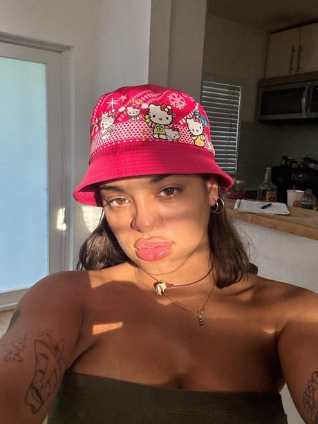 coccoococcoco coco_ OnlyFans explizite Inhalte