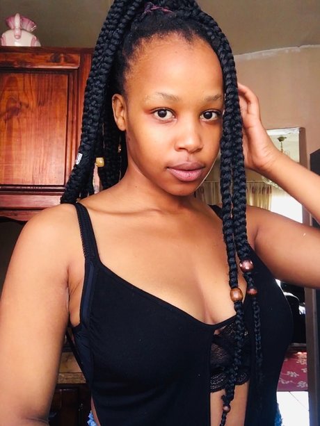 NgwanaMama OnlyFans nackt