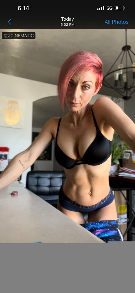 _PETITE HIP HOP VIXEN_ OnlyFans-Leaks