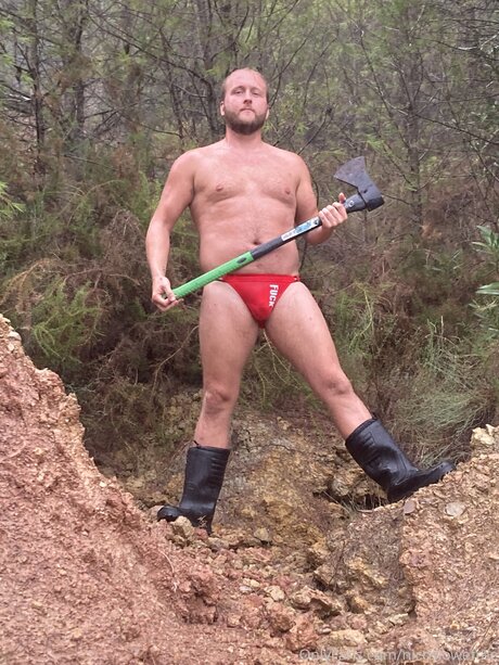 Nicos lowe Sex auf OnlyFans