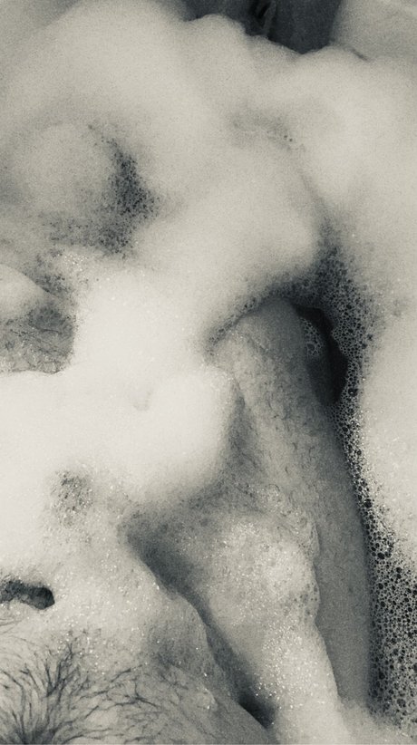 D J_ Nacktbilder von OnlyFans geleakt