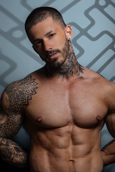 Alex Salgueiro Nacktbilder auf OnlyFans
