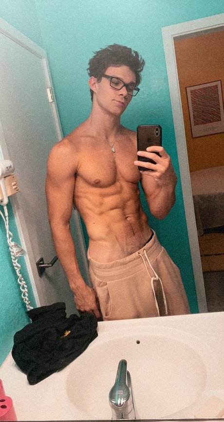 AltPlayboy Leaked OnlyFans Nacktbilder