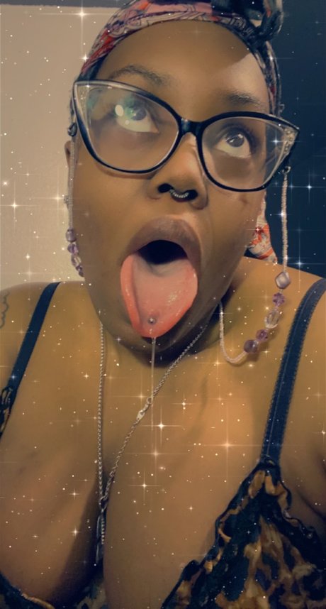 Aira Lyn Heiße OnlyFans Inhalte