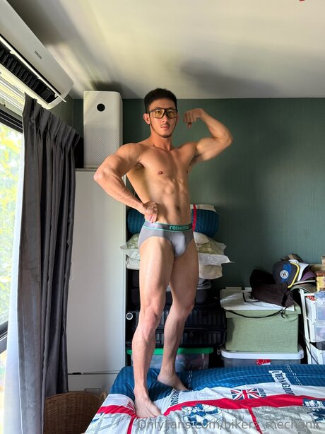 BANK OnlyFans geleakte Pornografie