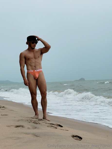 BANK OnlyFans Inhalte