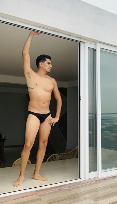 Alexis Rey OnlyFans Inhalte