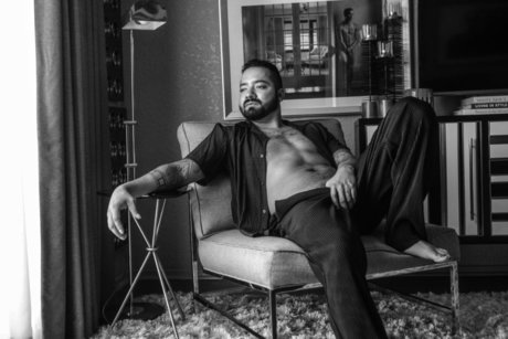 Nio H OnlyFans Striptease