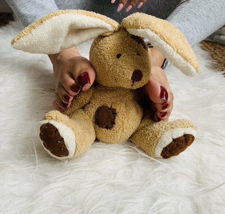 pujaprettyfeet OnlyFans OnlyFans