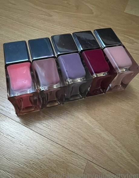 pujaprettyfeet OnlyFans Gratis Porn