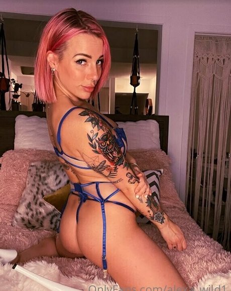 layrose1 OnlyFans Brüste Bild