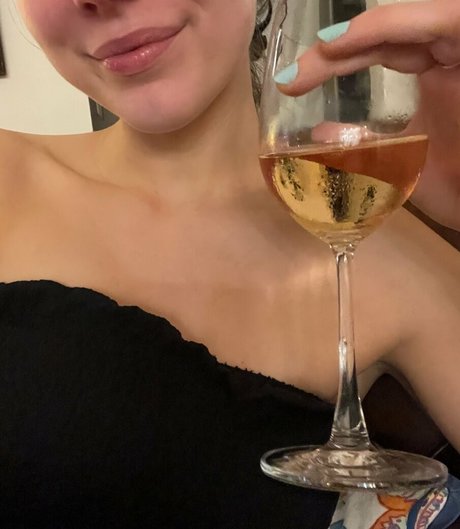 chillwithrose Leaked OnlyFans Porn