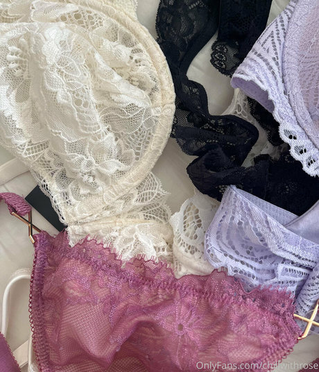 chillwithrose Oben ohne OnlyFans