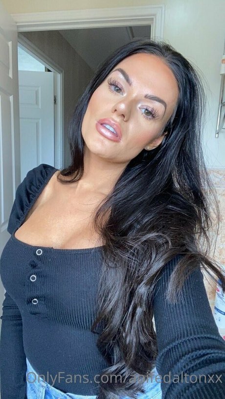 evadeexo Nacktpornos auf OnlyFans