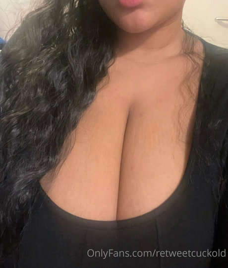 retweetcuckold OnlyFans Striptease