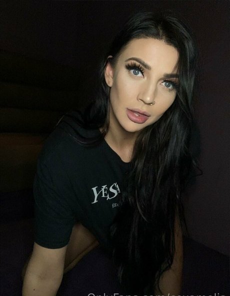 coxamelia Leak von OnlyFans Pornografie